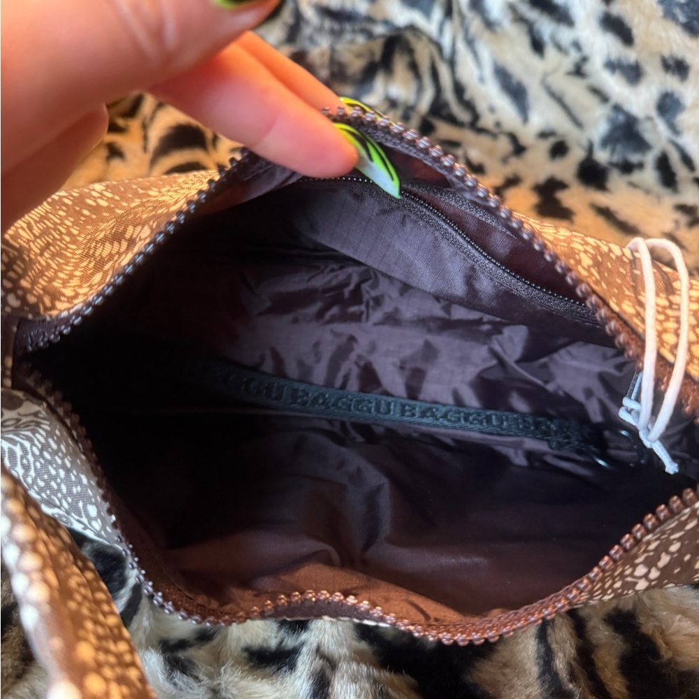 BAGGU Python Shoulder Bag - Picture 4 of 4